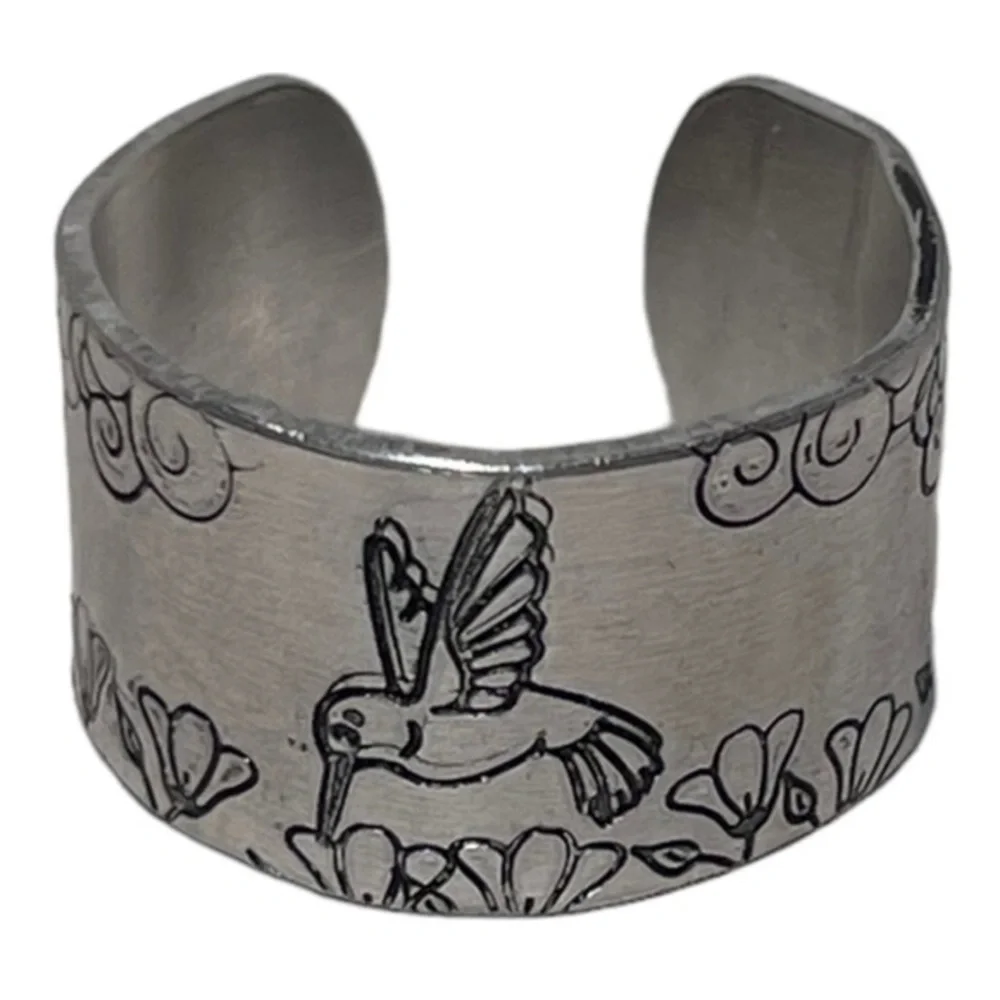 Handmade 9 stamped‎ humming bird & floral silver rounded edges wide cuff ring